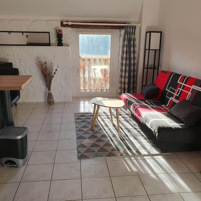 Studio Nid Cosy Avec Piscine Bonnemain Exterior photo